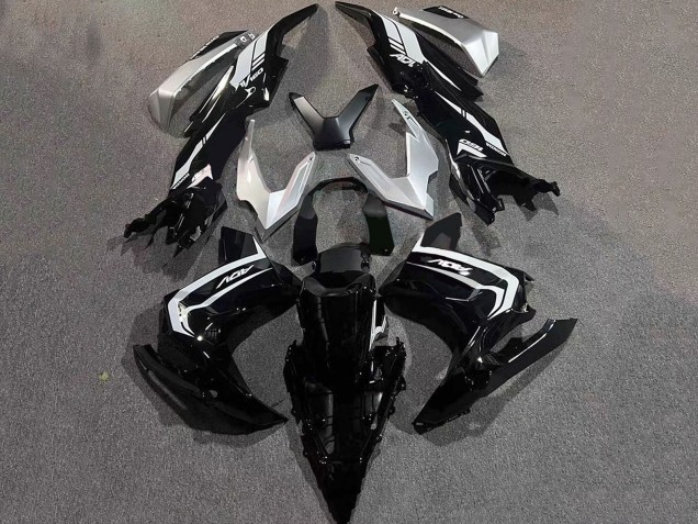 Carénages Moto Honda ADV160 2022-2024 - Argent Noir Brillant