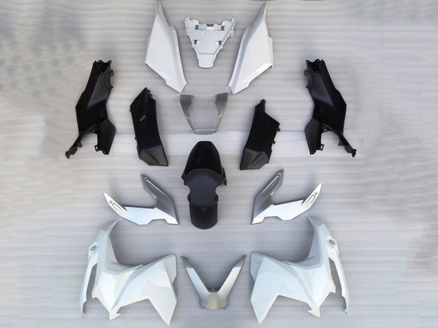 Carénages Moto Honda ADV160 2022-2024 - Blanc Argent Noir